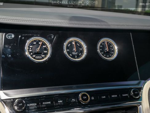 Used 2025 Bentley Flying Spur Plug-In Hybrid w/ First Edition Specification AWD/4WD image 40