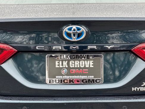 Used 2021 Toyota Camry XLE w/ Navigation Upgrade Package image 51