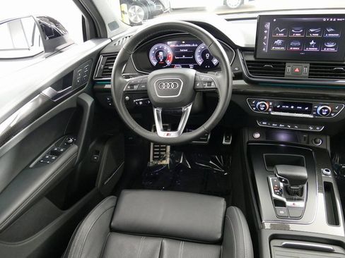 Used 2023 Audi SQ5 Prestige image 30