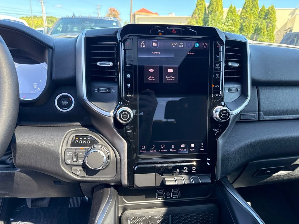 New 2026 RAM 1500 Big Horn AWD/4WD image 12