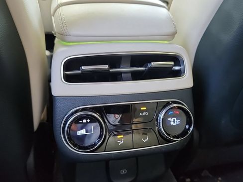 Used 2023 Genesis Electrified GV70 AWD/4WD image 27