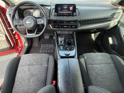 Used 2023 Nissan Rogue SV AWD/4WD image 26
