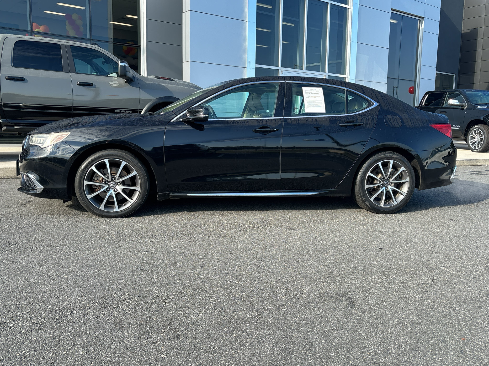 Used 2018 Acura TLX w/ Technology Package AWD/4WD image 8