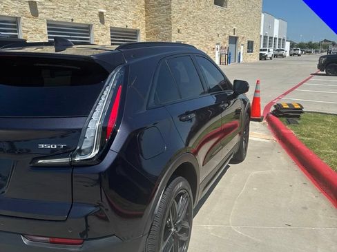 Used 2023 Cadillac XT4 Sport w/ Cold Weather Package FWD image 7