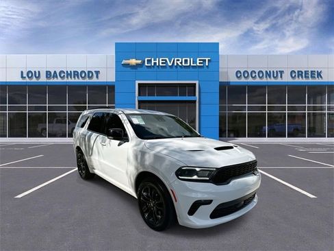 Used 2023 Dodge Durango GT image 1