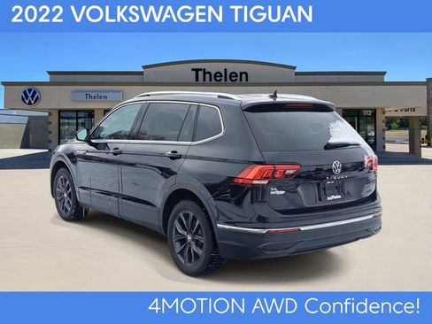 Used 2022 Volkswagen Tiguan SE image 3