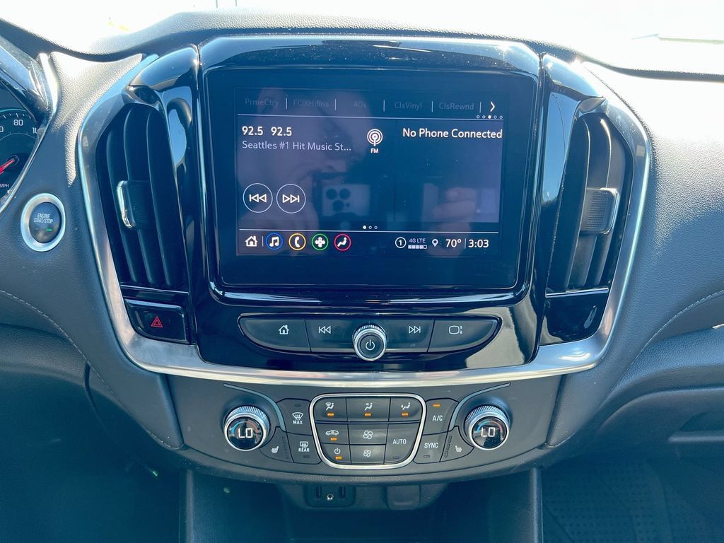 Used 2023 Chevrolet Traverse LT w/ Midnight/Sport Edition AWD/4WD image 13