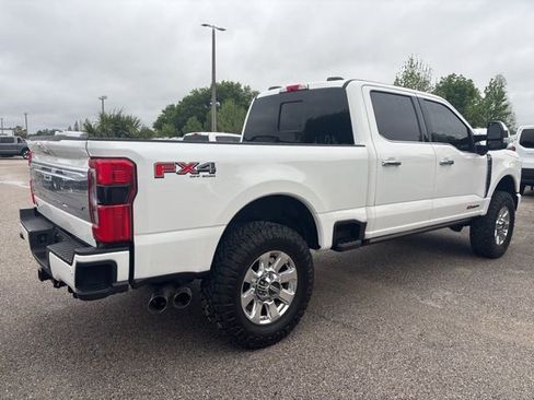 Used 2024 Ford F350 Platinum w/ FX4 Off-Road Package image 5