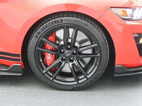 Used 2021 Ford Mustang Shelby GT500 w/ Technology Package image 19