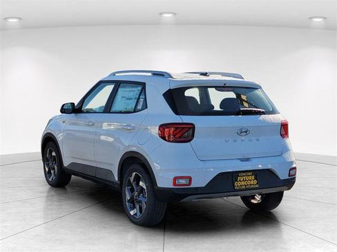 New 2026 Hyundai Venue SEL image 5
