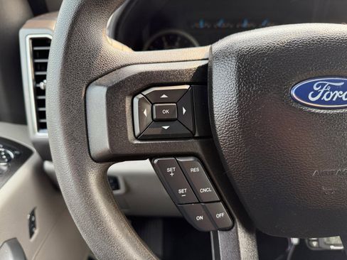 Used 2017 Ford F150 XLT image 14