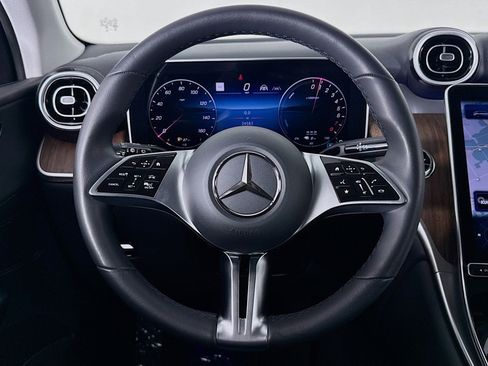 Certified 2025 Mercedes-Benz GLC 350e 4MATIC image 18