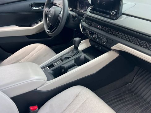 Used 2024 Honda Accord LX image 17