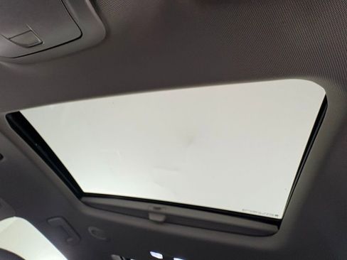 Used 2021 Buick Enclave Essence w/ Sport Touring Edition image 30