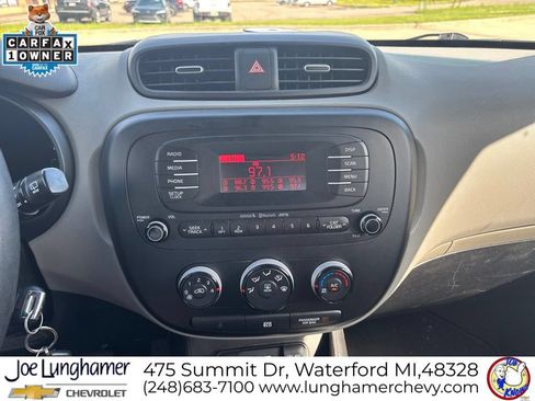 Used 2016 Kia Soul FWD image 14
