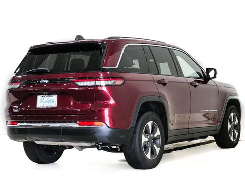 Used 2022 Jeep Grand Cherokee Limited 4xe image 7