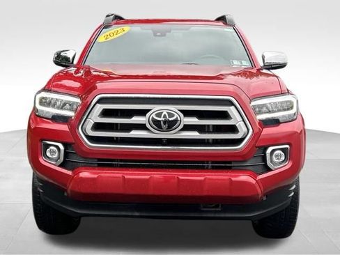 Used 2023 Toyota Tacoma Limited AWD/4WD image 8