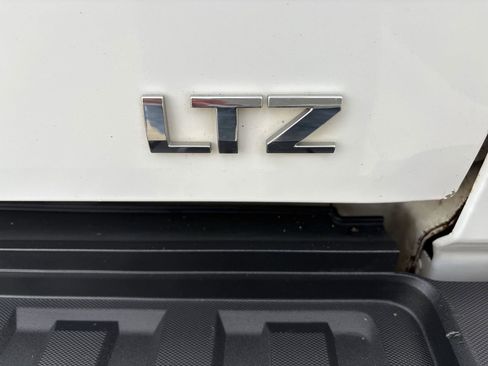 Used 2017 Chevrolet Silverado 2500 LTZ w/ Vortec Plus Package image 31