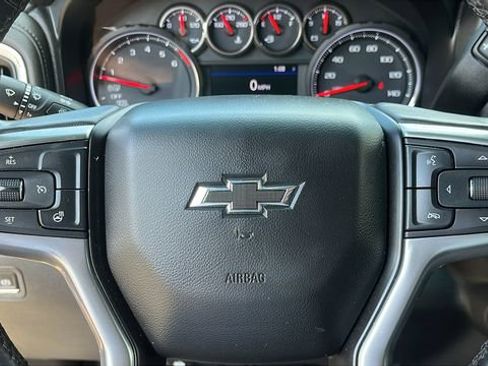 Used 2019 Chevrolet Silverado 1500 RST AWD/4WD image 12
