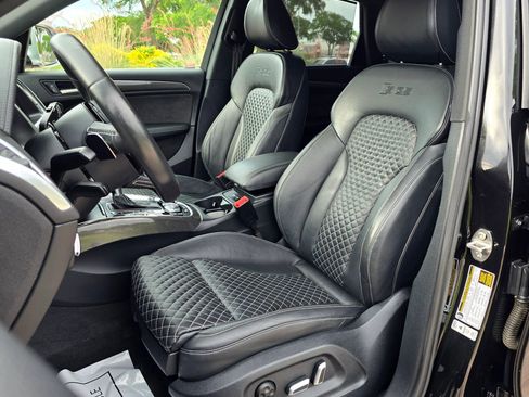Used 2016 Audi SQ5 Prestige w/ Prestige Package AWD/4WD image 20
