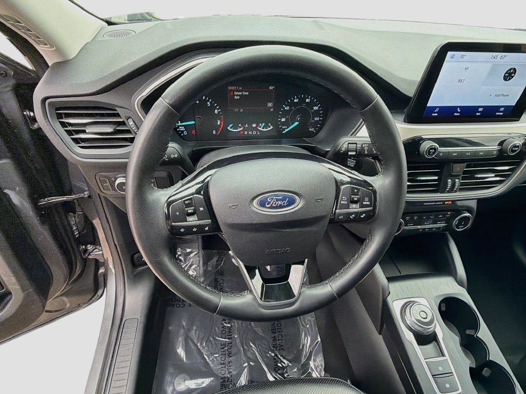 Used 2022 Ford Escape SEL w/ Equipment Group 302A AWD/4WD image 11