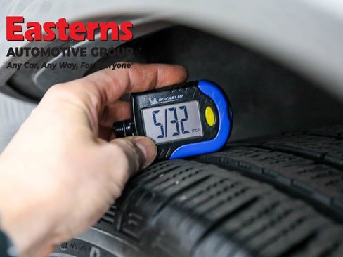 Used 2020 Mercedes-Benz GLE 350 w/ AMG Line Exterior image 31