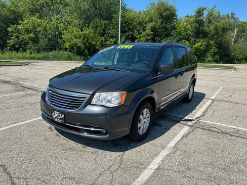 Used 2012 Chrysler Town & Country Touring w/ Entertainment Group #1 image 8