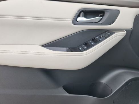 New 2026 Nissan Rogue SV w/ SV Premium Package image 17