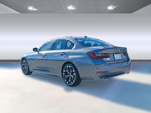 Used 2026 BMW 330i Sedan w/ Premium Package RWD image 3
