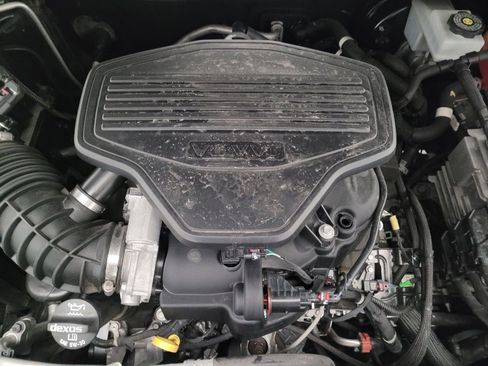 Used 2020 Chevrolet Blazer RS FWD image 30