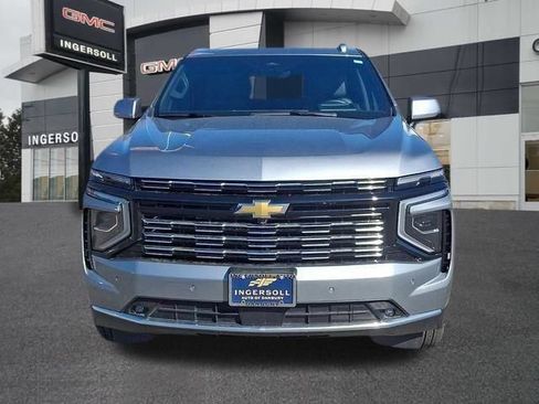 Used 2025 Chevrolet Tahoe High Country AWD/4WD image 29