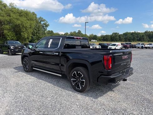 Used 2026 GMC Sierra 1500 Denali AWD/4WD image 8