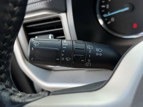 Used 2022 Ford Expedition Max XLT image 21