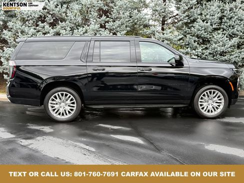 Used 2025 Chevrolet Suburban RST image 10