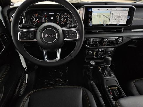 New 2025 Jeep Wrangler Unlimited Sahara w/ Technology Group image 22