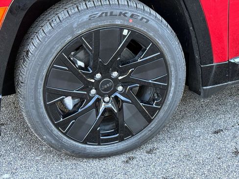 Used 2025 Jeep Wagoneer S Launch Edition image 5