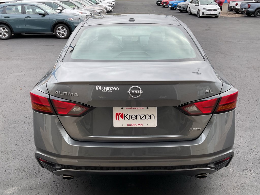 Used 2024 Nissan Altima 2.5 SL AWD/4WD image 6