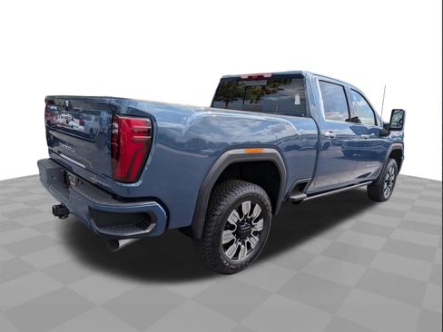 New 2026 GMC Sierra 2500 Denali w/ Denali Reserve Package AWD/4WD image 4