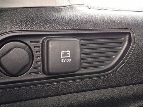 Used 2022 Jeep Grand Cherokee Limited AWD/4WD image 32