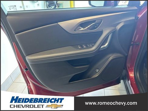 Used 2024 Chevrolet Blazer LT w/ Convenience Package FWD image 10