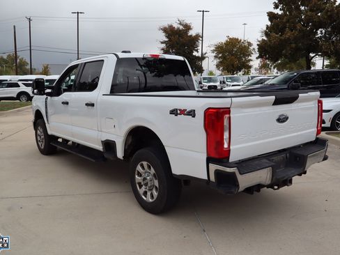 Certified 2024 Ford F250 XLT image 8