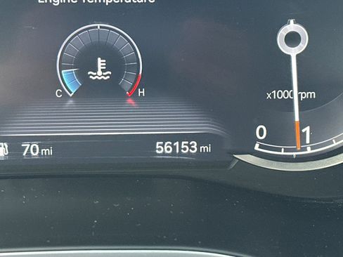 Used 2022 Genesis G70 3.3T w/ Sport Advanced Package image 27