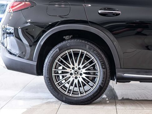 Used 2026 Mercedes-Benz GLC 300 4MATIC image 11