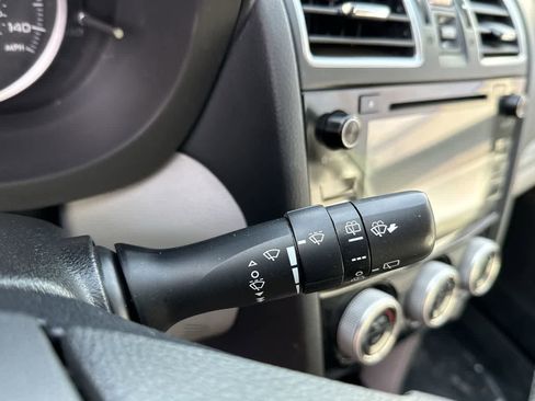 Used 2017 Subaru Forester 2.5i Premium image 24