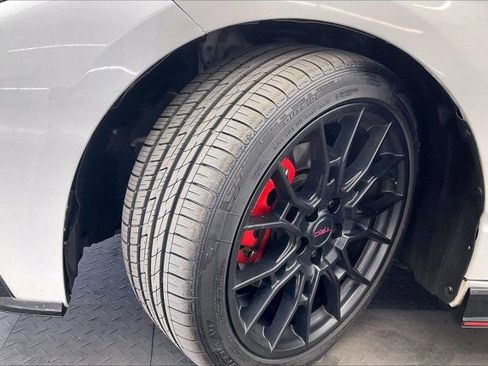 Used 2020 Toyota Avalon TRD FWD image 33