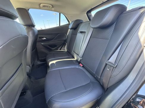 Certified 2022 Buick Encore Preferred image 22