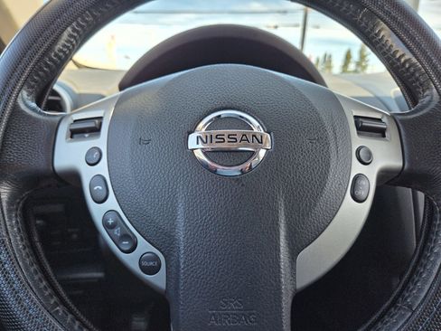 Used 2011 Nissan Rogue SV w/ SL Pkg image 19