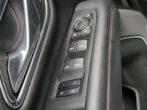 Used 2022 Chevrolet Tahoe RST w/ Luxury Package image 17