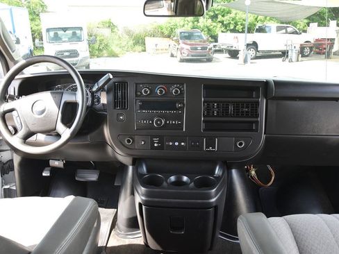 Used 2019 Chevrolet Express 3500 LT w/ LT Preferred Equipment Group RWD image 11