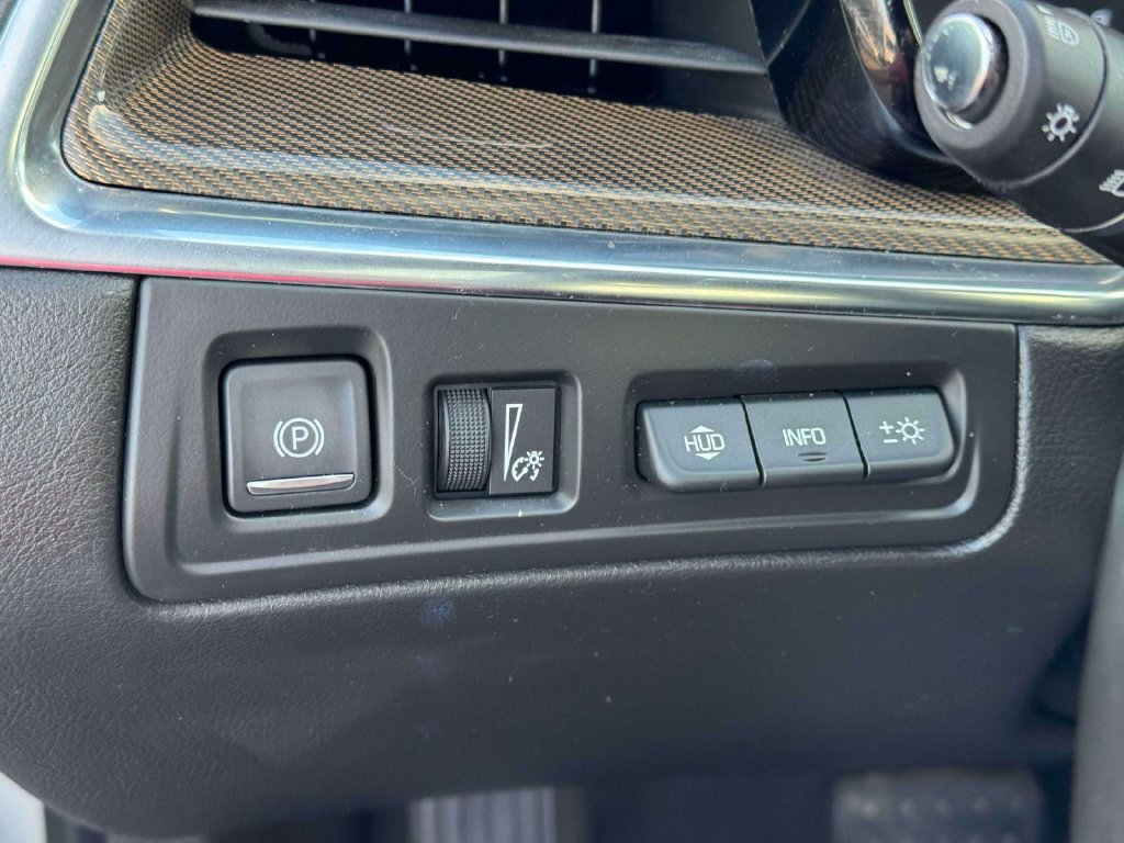 Used 2019 Cadillac XT5 Platinum AWD/4WD image 21